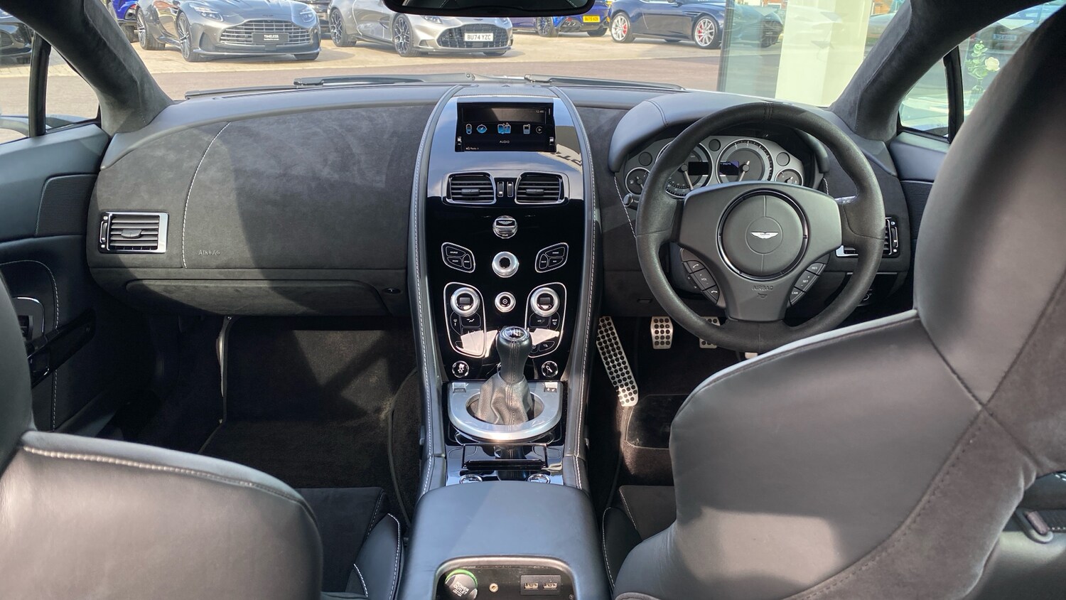 Used Aston Martin Vantage 2016 for sale - 77668257: Photo 9