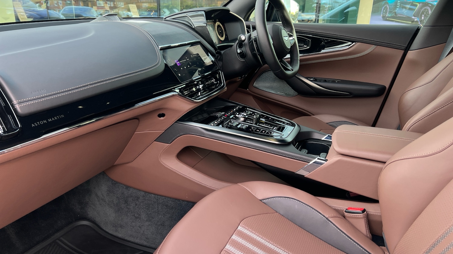 Used Aston Martin DBX for sale - 76799461: Photo 22