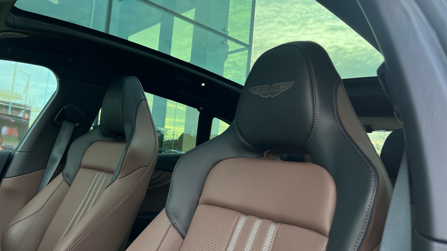 Used Aston Martin DBX for sale - 76799461: Photo 23