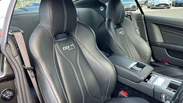 Used Aston Martin DBS 2012 for sale - 75644525: Photo 11