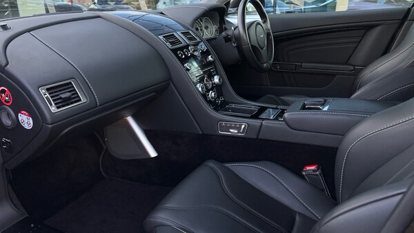 Used Aston Martin DBS 2012 for sale - 75644525: Photo 23