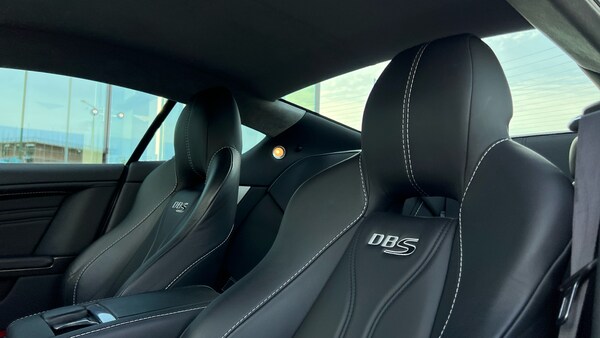 Used Aston Martin DBS 2012 for sale - 75644525: Photo 25