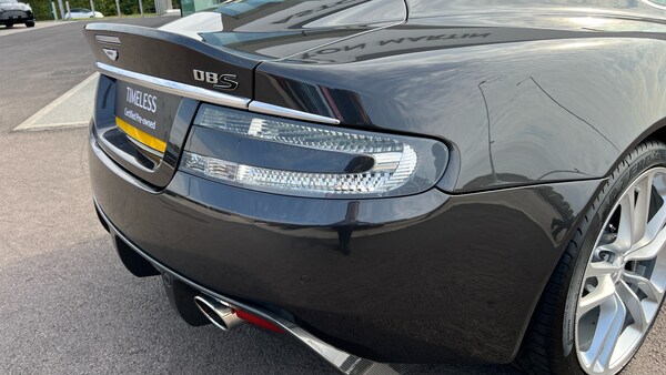 Used Aston Martin DBS 2012 for sale - 75644525: Photo 8