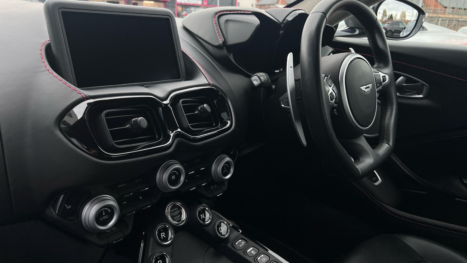 Used Aston Martin Vantage 2018 for sale - 76455001: Photo 22