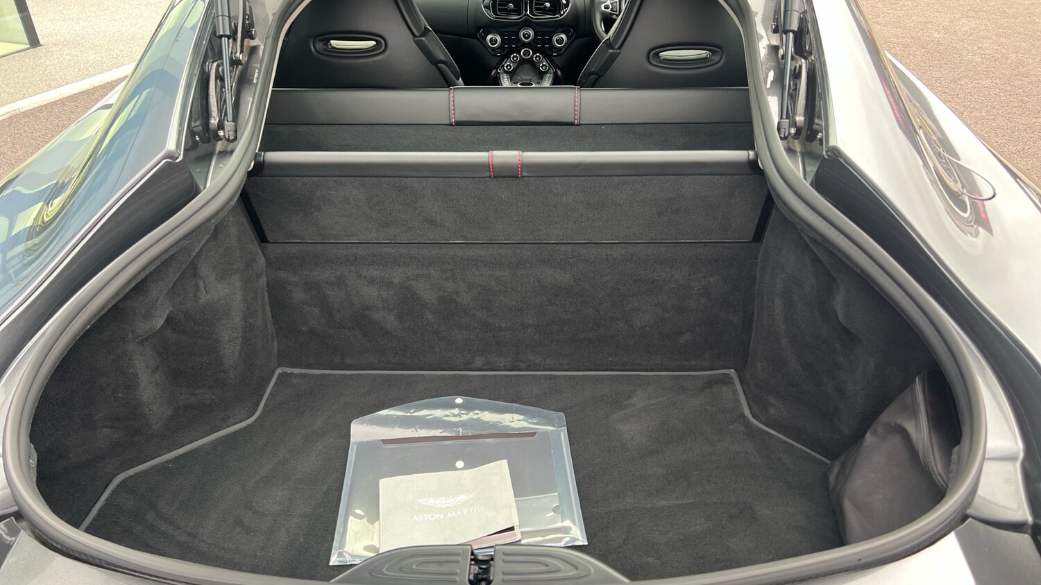 Used Aston Martin Vantage 2018 for sale - 76455001: Photo 23