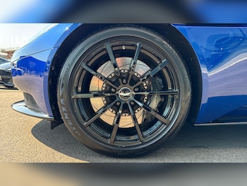 Used Aston Martin DB11 2020 for sale - 79142981: Photo