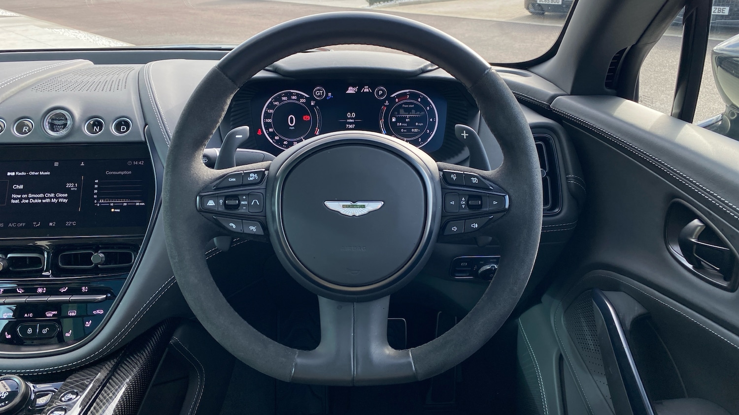 Used Aston Martin DBX 2023 for sale - 78045719: Photo 10