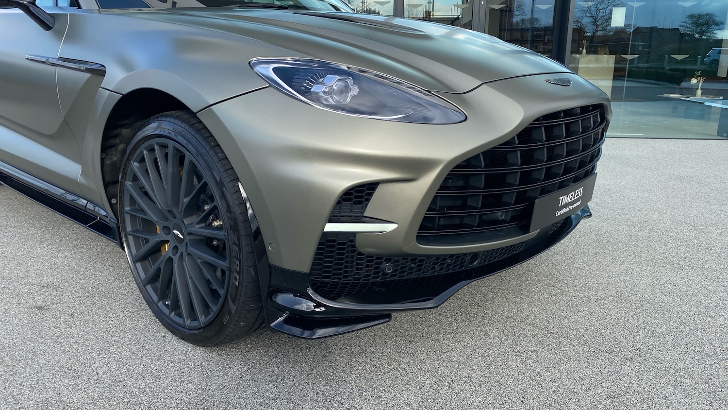 Used Aston Martin DBX 2023 for sale - 78045719: Photo 16