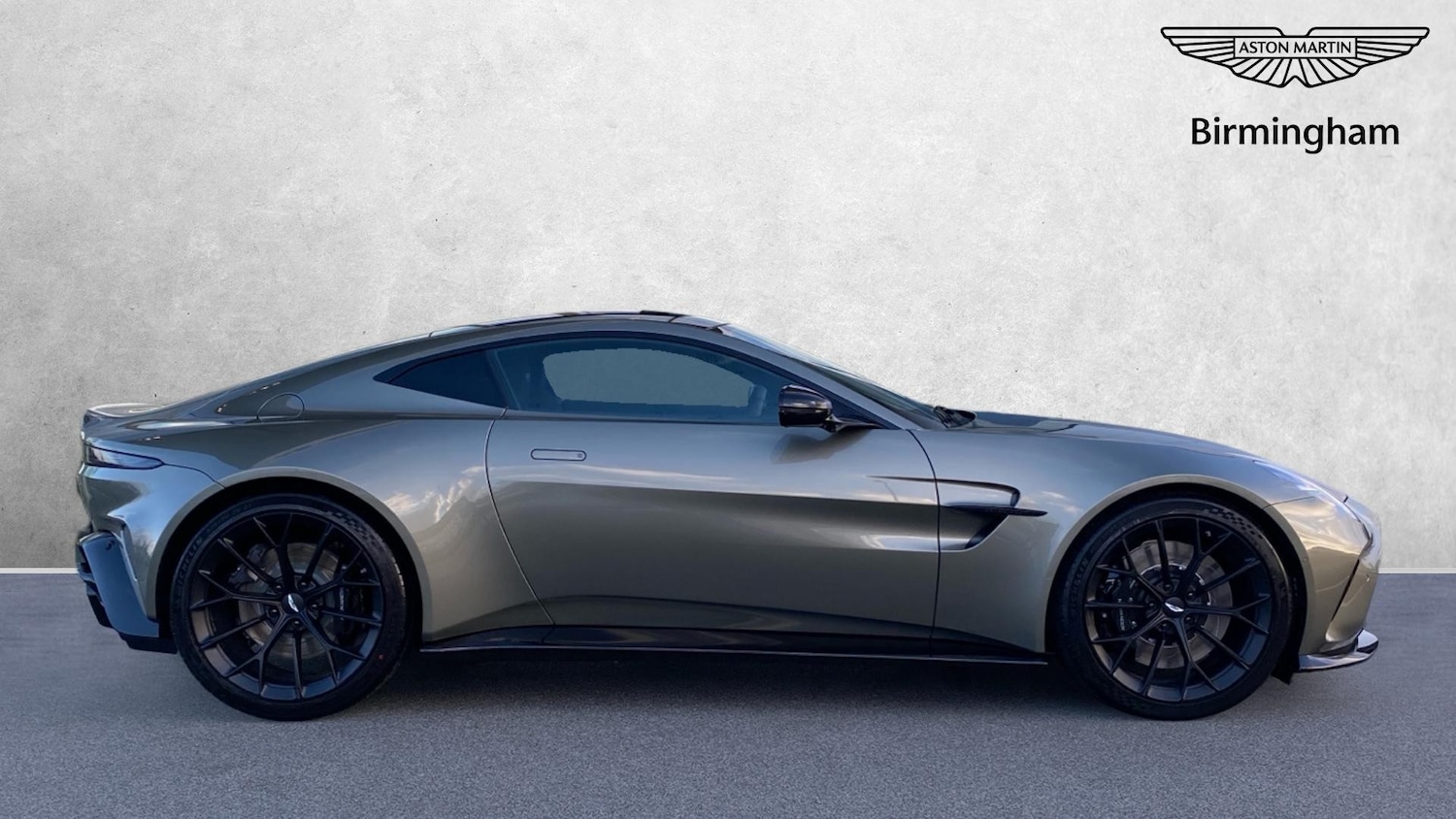 Used Aston Martin Vantage for sale - 77173251: Photo 12