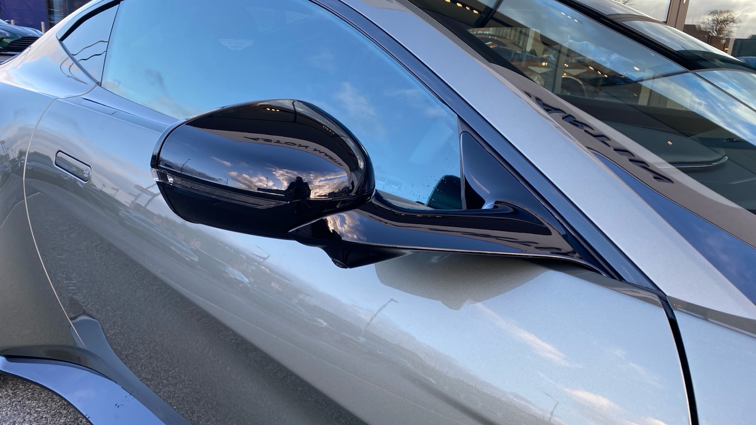 Used Aston Martin Vantage for sale - 77173251: Photo 19