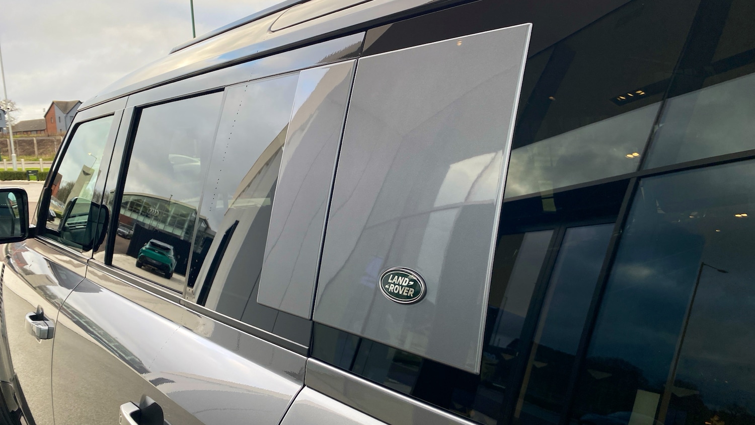 Used Land Rover Defender 2022 for sale - 76986726: Photo 22