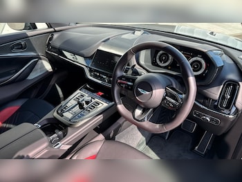 Used Aston Martin DBX 2026 for sale - 79519747: Photo