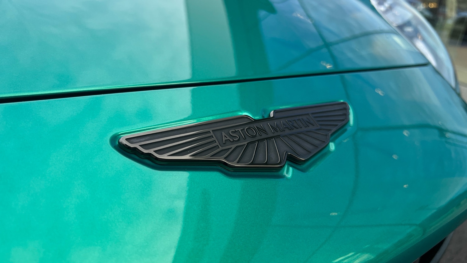 Used Aston Martin Vantage for sale - 76864137: Photo 14