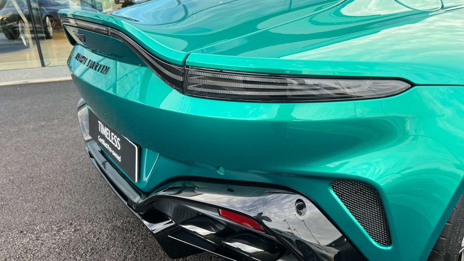 Used Aston Martin Vantage for sale - 76864137: Photo 8