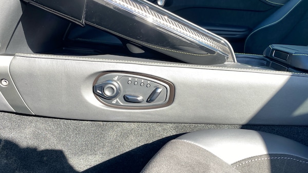 Used Aston Martin Vantage 2025 for sale - 75731396: Photo 24