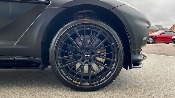 Used Aston Martin DBX 2024 for sale - 76257875: Photo 4