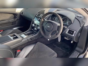 Used Aston Martin DBS 2010 for sale - 75151735: Photo