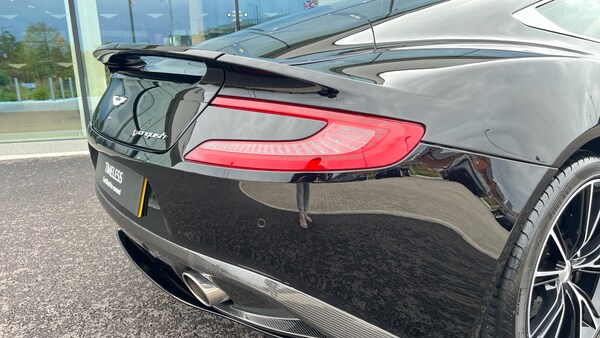 Used Aston Martin Vanquish 2013 for sale - 76030182: Photo 8