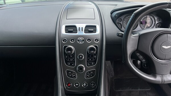 Used Aston Martin Vanquish 2013 for sale - 76030182: Photo 9