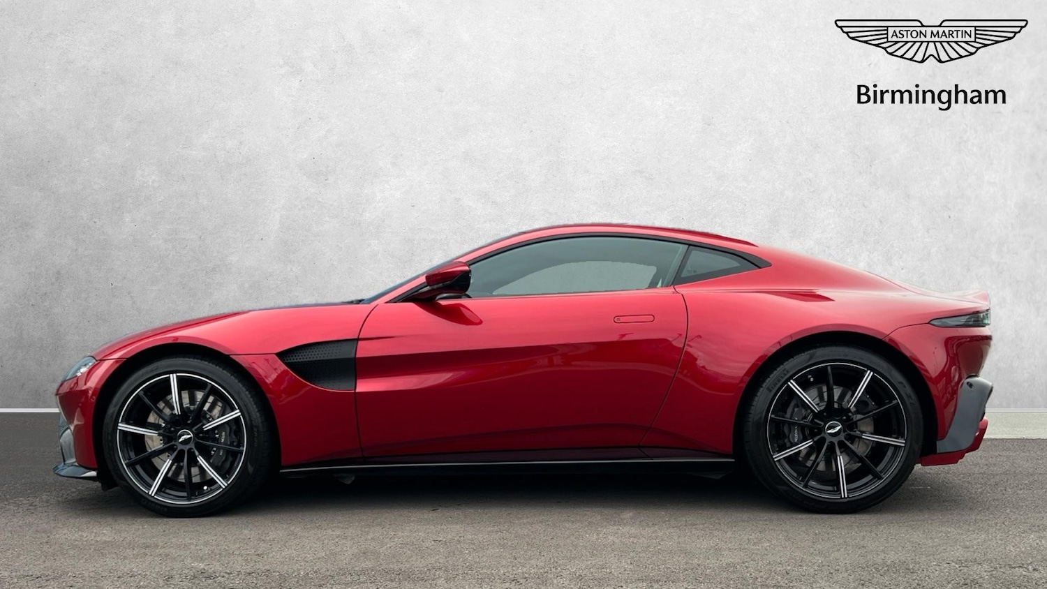 Used Aston Martin Vantage 2019 for sale - 76455003: Photo 12