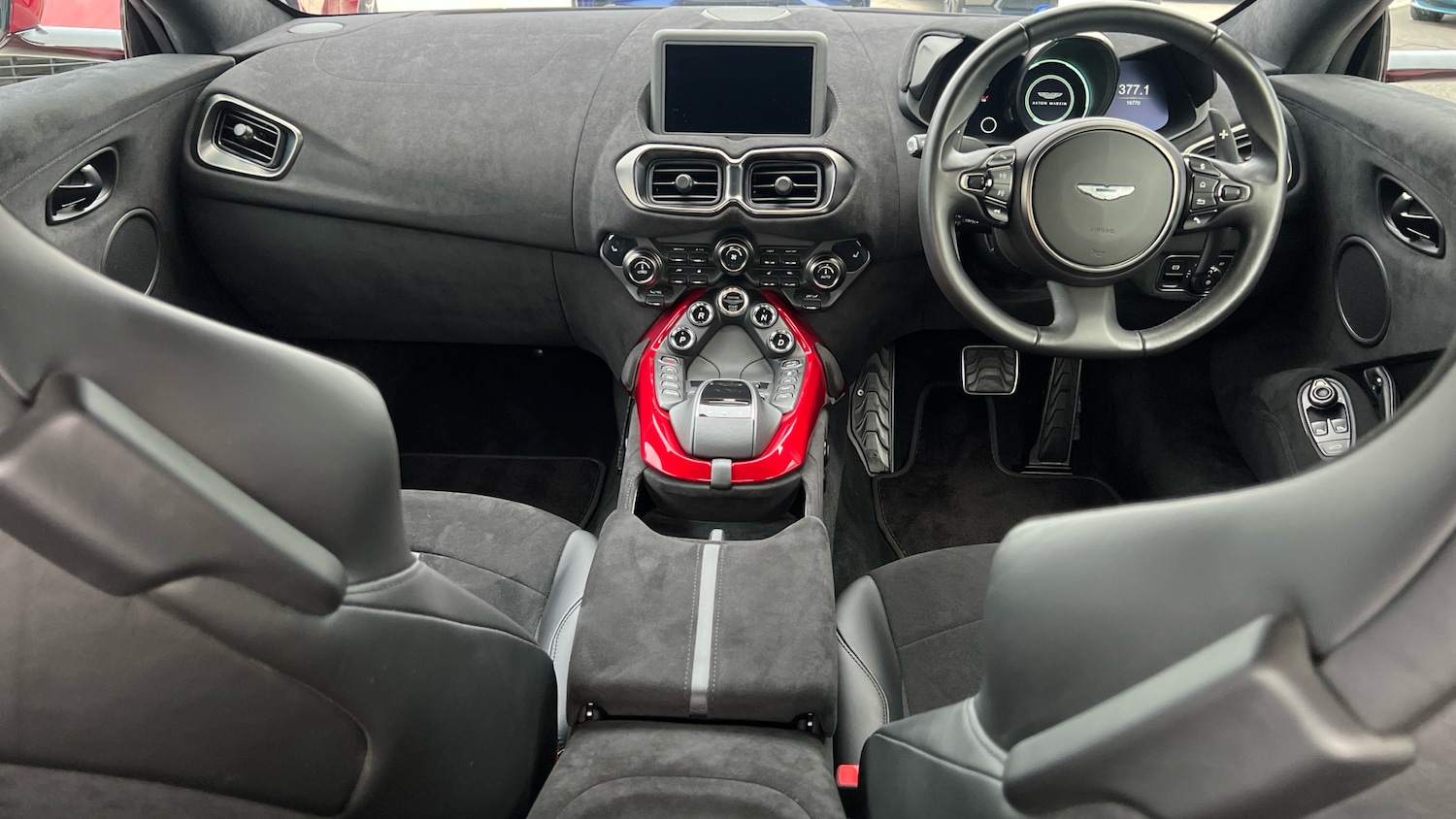 Used Aston Martin Vantage 2019 for sale - 76455003: Photo 9