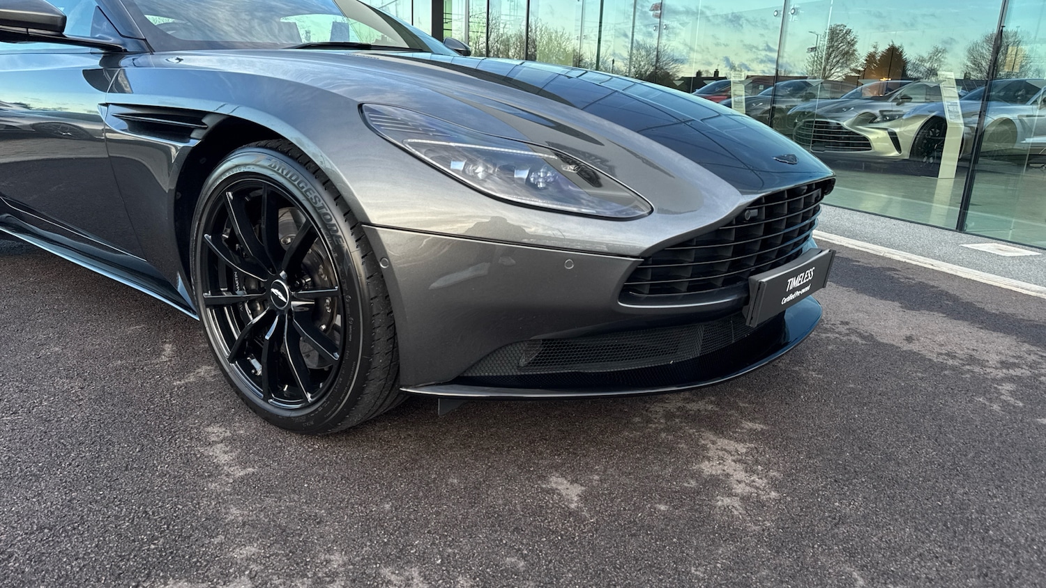 Used Aston Martin DB11 2021 for sale - 78070222: Photo 19