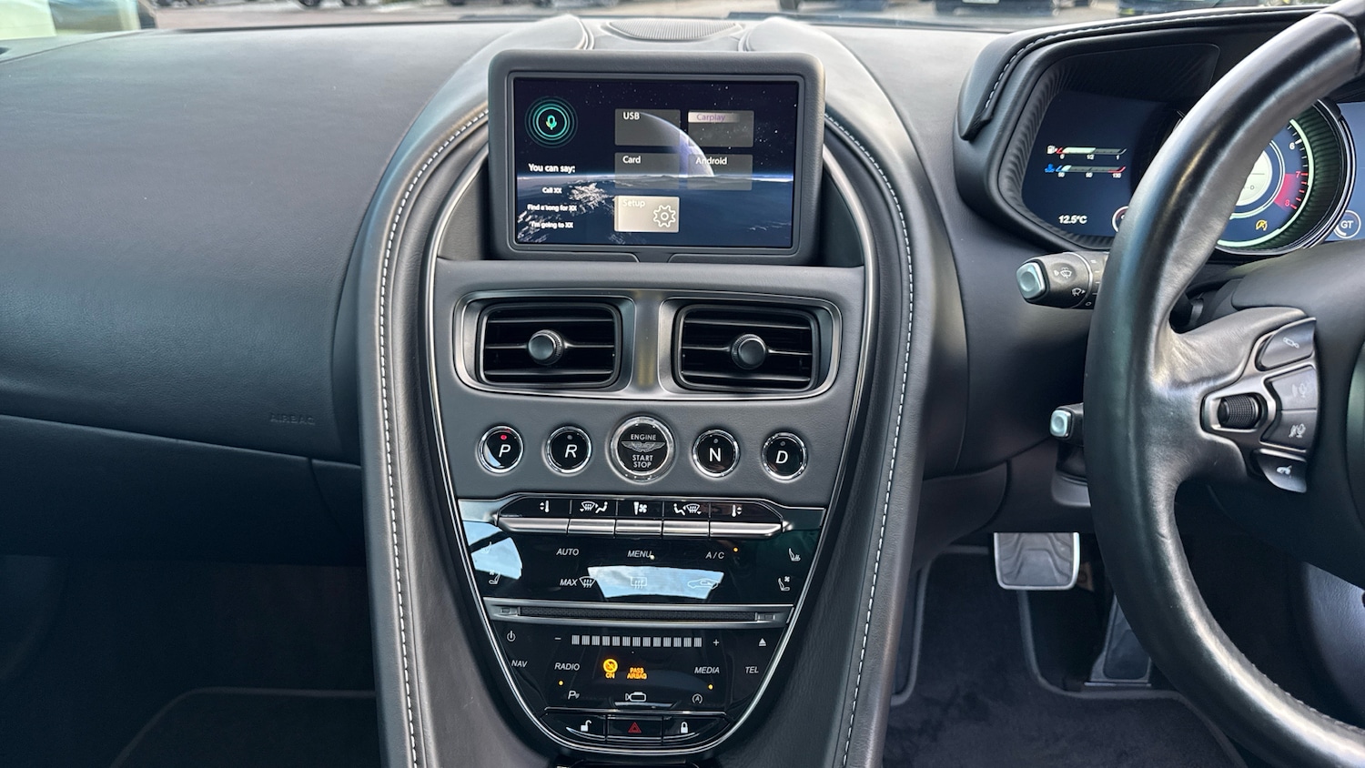 Used Aston Martin DB11 2021 for sale - 78070222: Photo 9