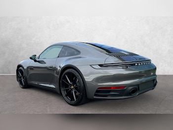 Used Porsche 911 2024 for sale - 76134410: Photo 2
