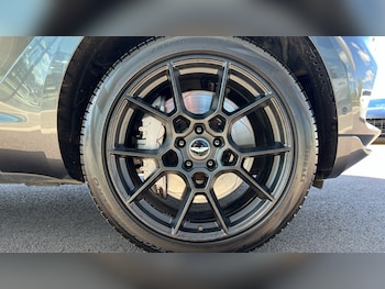 Used Aston Martin DBX 2020 for sale - 79359588: Photo