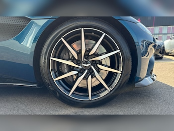 Used Aston Martin Vantage 2019 for sale - 79495086: Photo