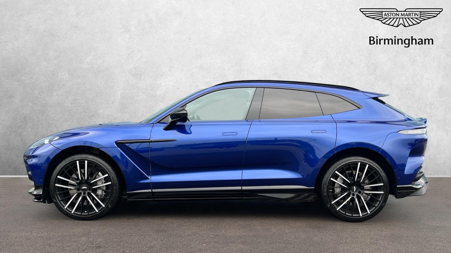 Used Aston Martin DBX 2023 for sale - 77357079: Photo 12