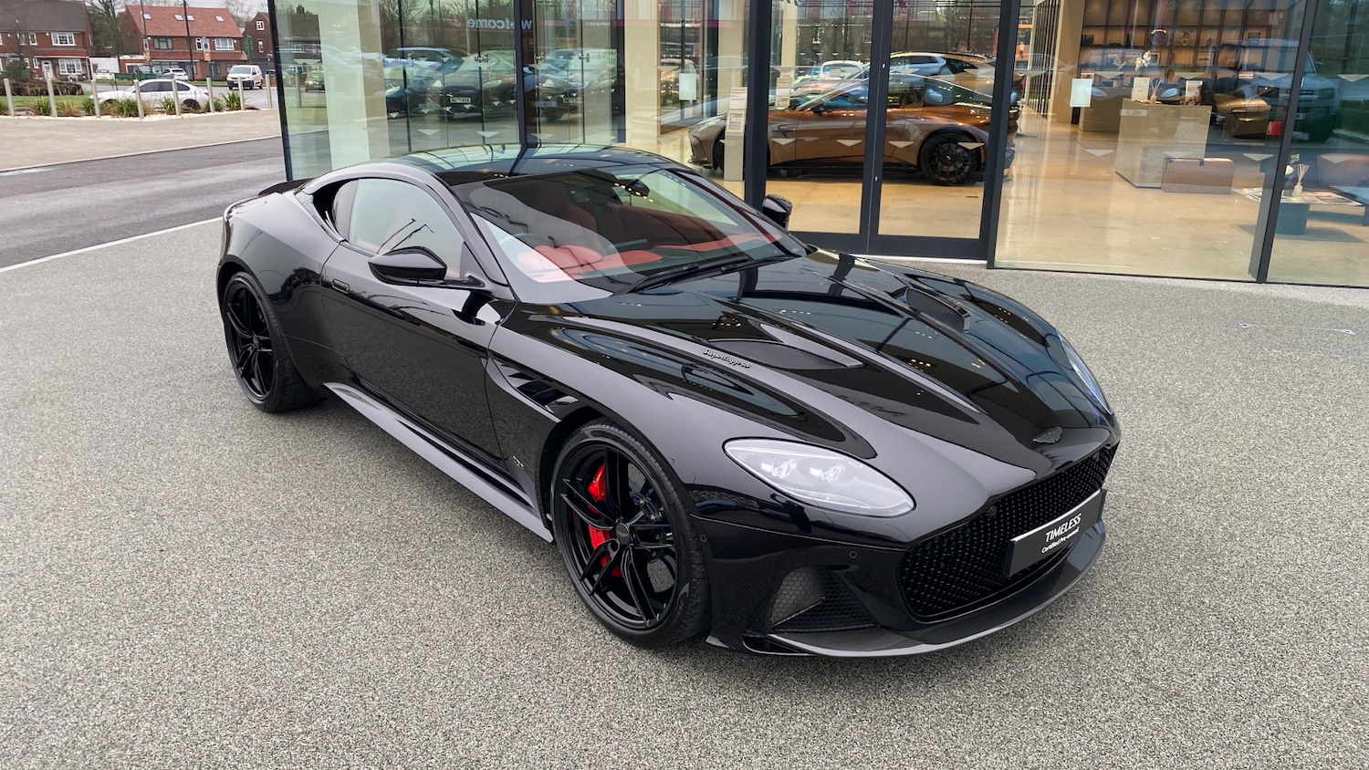 Used Aston Martin DBS 2021 for sale - 78045712: Photo 25