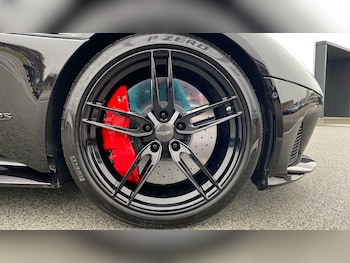 Used Aston Martin DBS 2021 for sale - 78045712: Photo