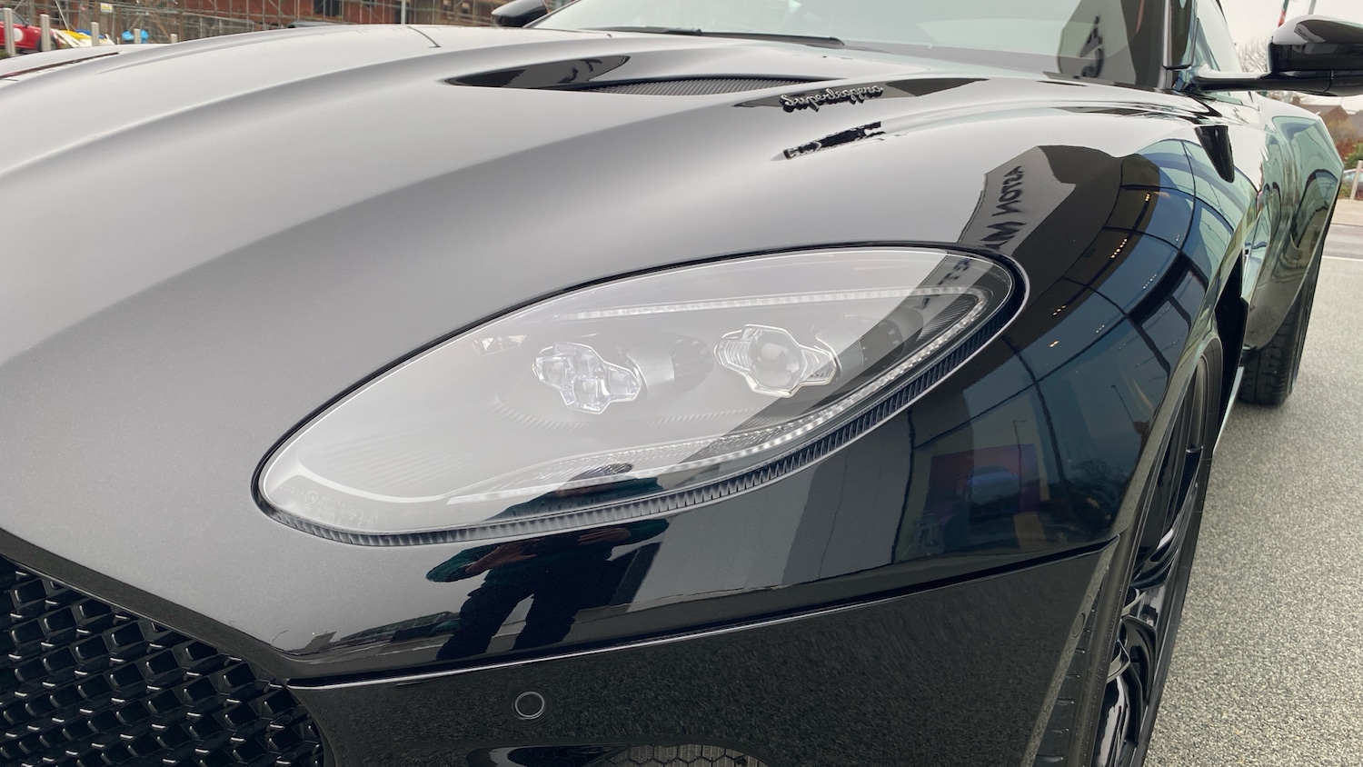 Used Aston Martin DBS 2021 for sale - 77357061: Photo 16