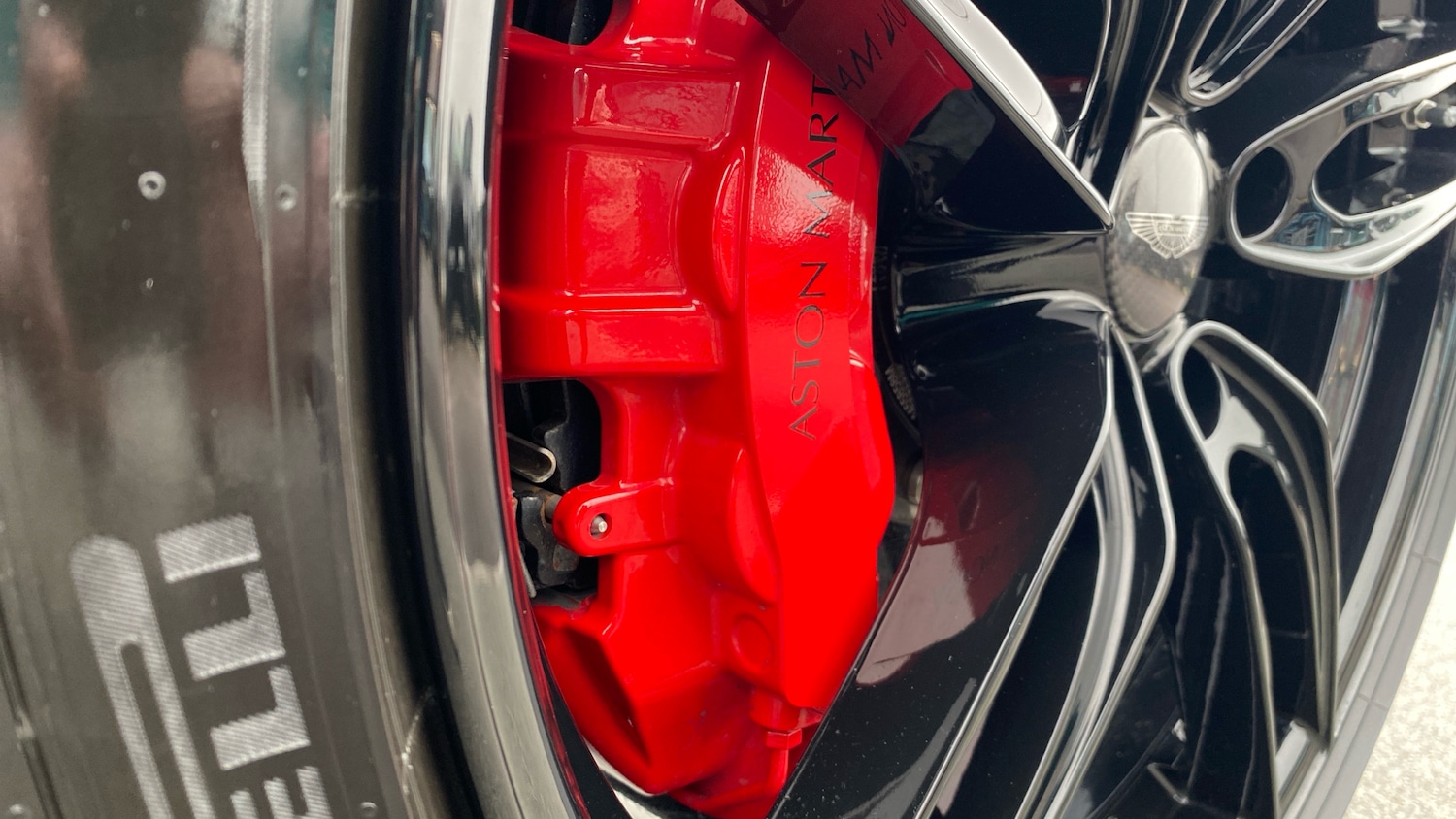 Used Aston Martin DBS 2021 for sale - 77357061: Photo 20