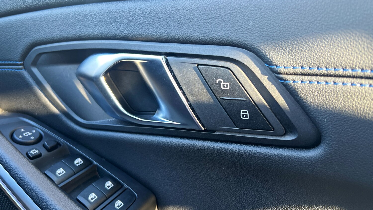 Used BMW 3 Series 2023 for sale - 77906353: Photo 25