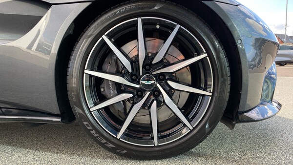 Used Aston Martin Vantage 2020 for sale - 75754406: Photo 4