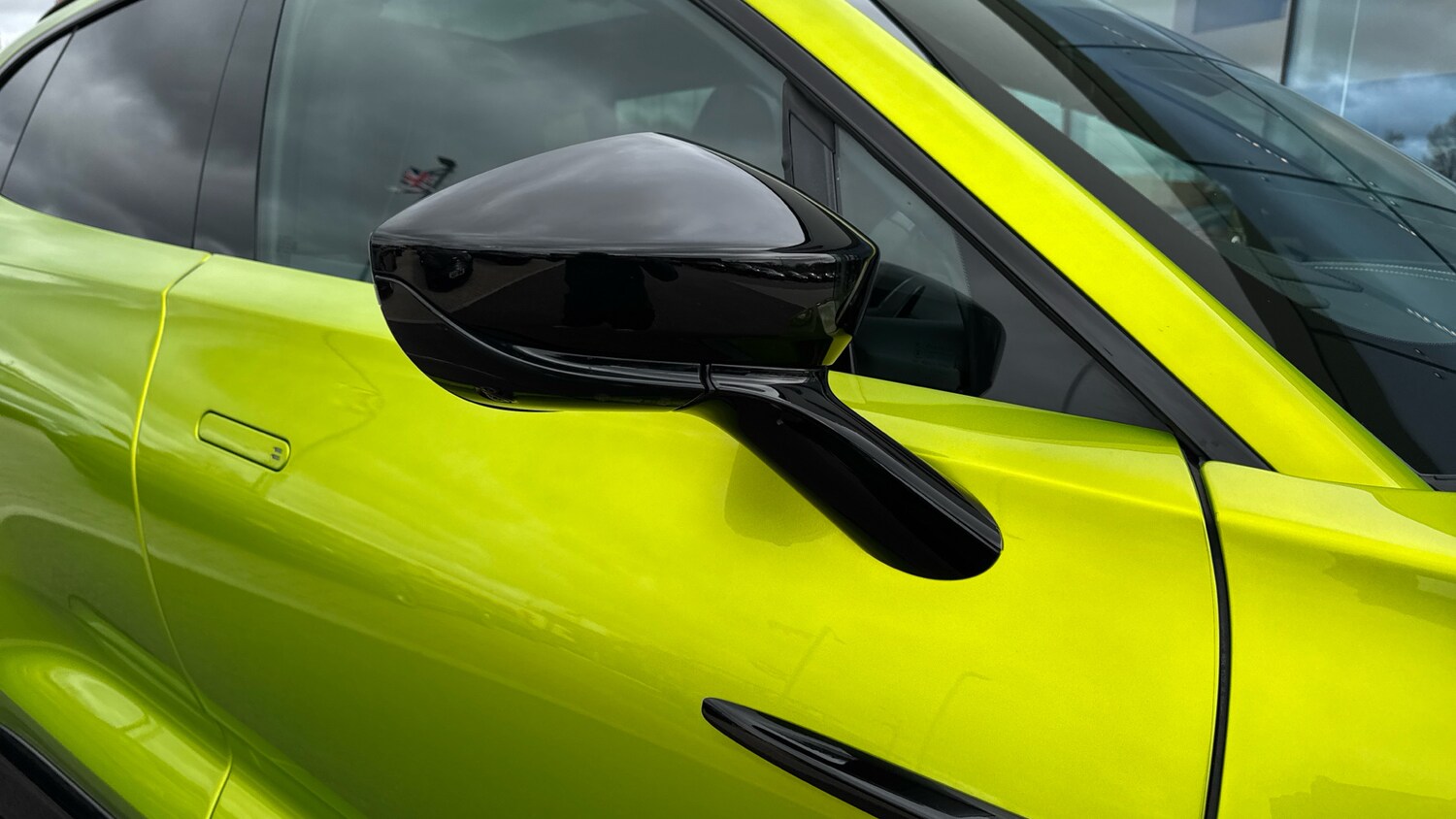 Used Aston Martin DBX 2023 for sale - 78070252: Photo 18