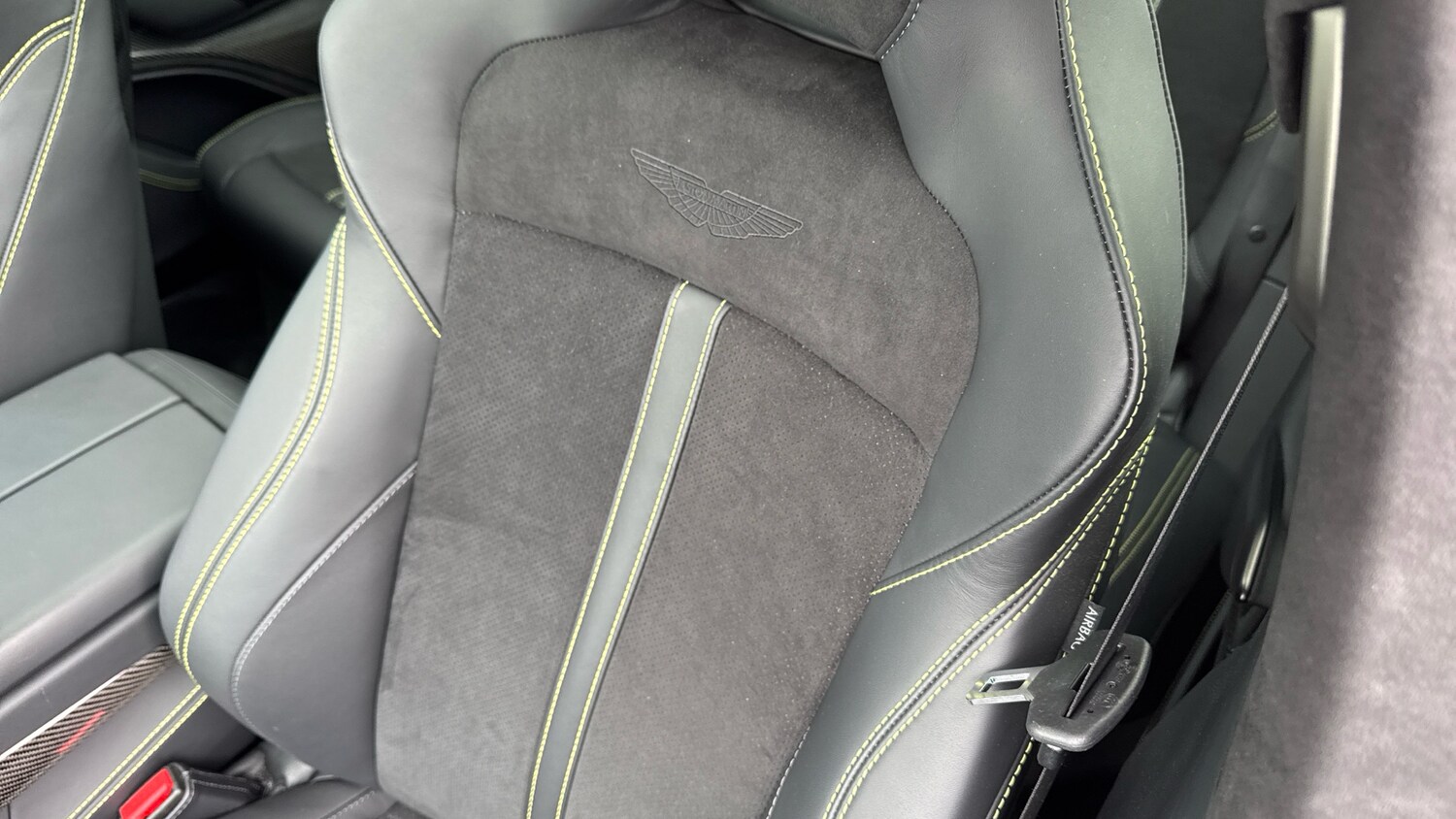 Used Aston Martin DBX 2023 for sale - 78070252: Photo 23