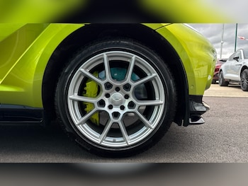 Used Aston Martin DBX 2023 for sale - 78070252: Photo