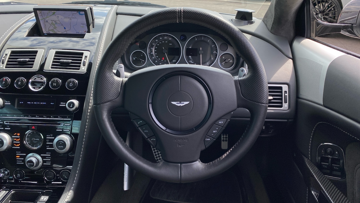 Used Aston Martin DBS for sale - 77329011: Photo 10