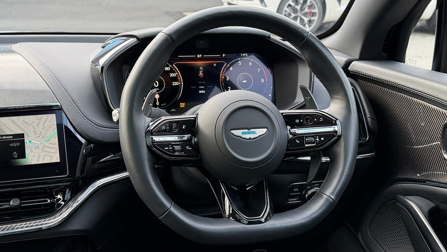 Used Aston Martin DBX 2024 for sale - 78182500: Photo 11