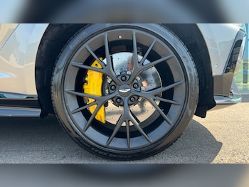 Used Aston Martin DBX 2026 for sale - 78987352: Photo