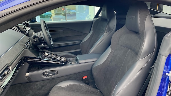 Used Aston Martin Vantage 2024 for sale - 74859386: Photo 25