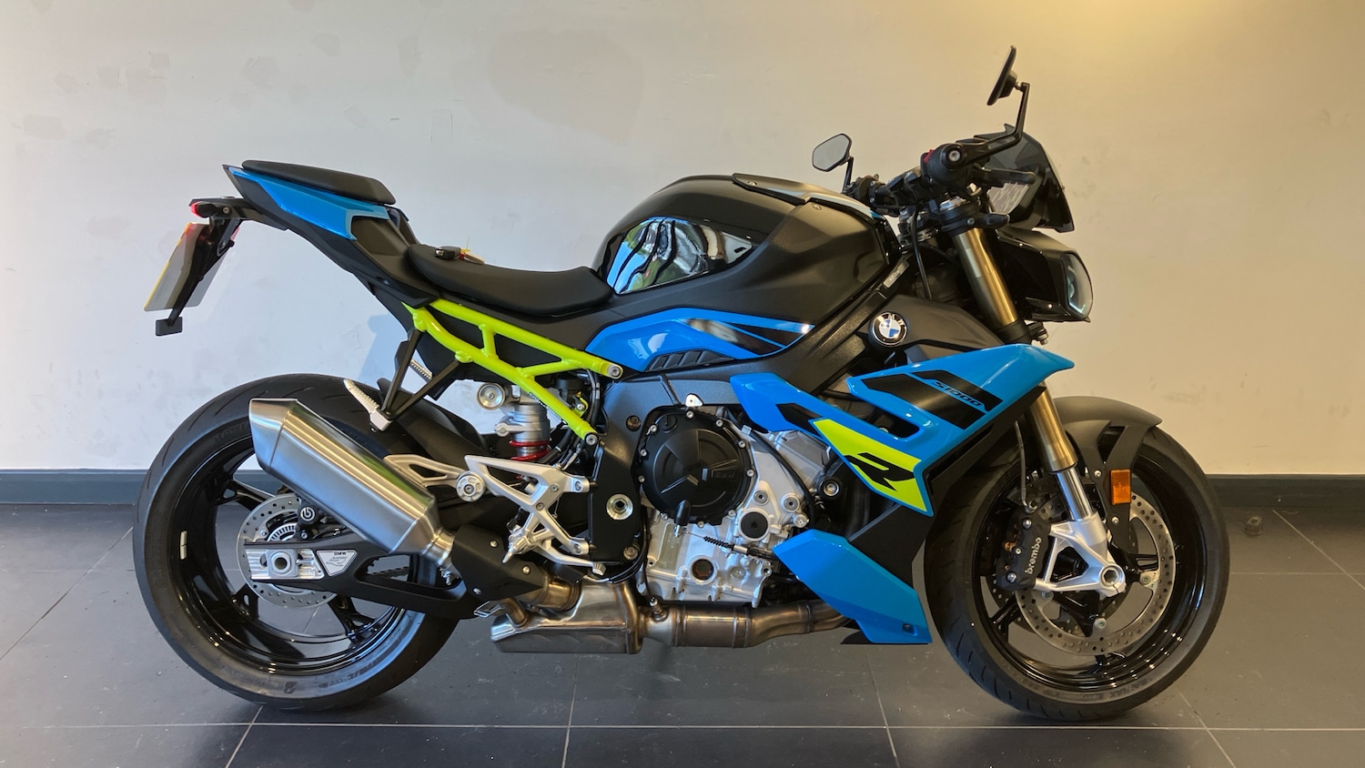 Used BMW S1000 2026 for sale - 78640519: Photo 2