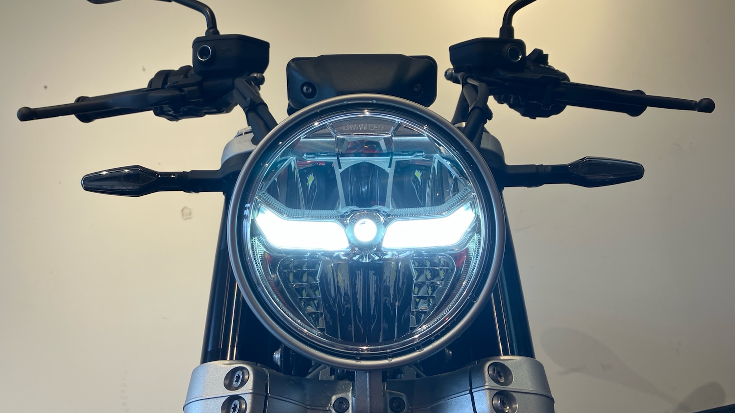 BMW R12