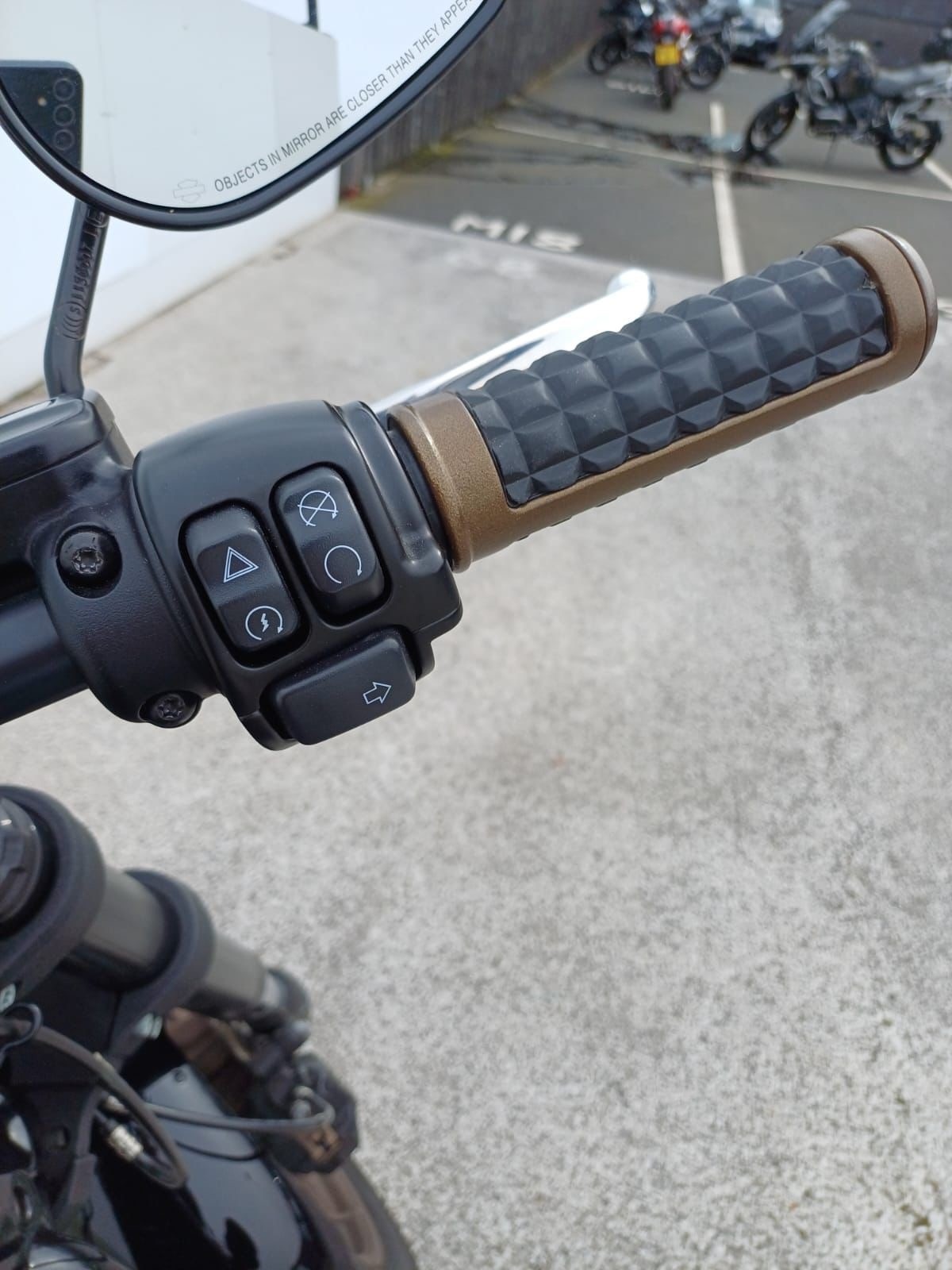 Harley-Davidson SOFTAIL LOW