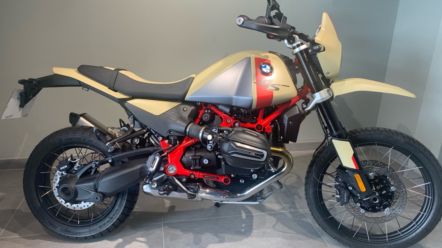 2025 BMW R12 BMW R12 GS (25MY) DUEL Petrol Manual - Picture 2 of 24