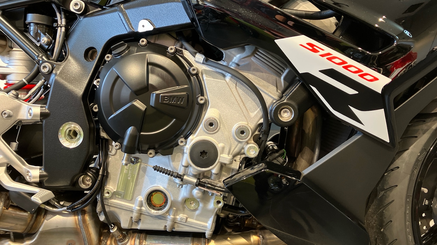 BMW S1000