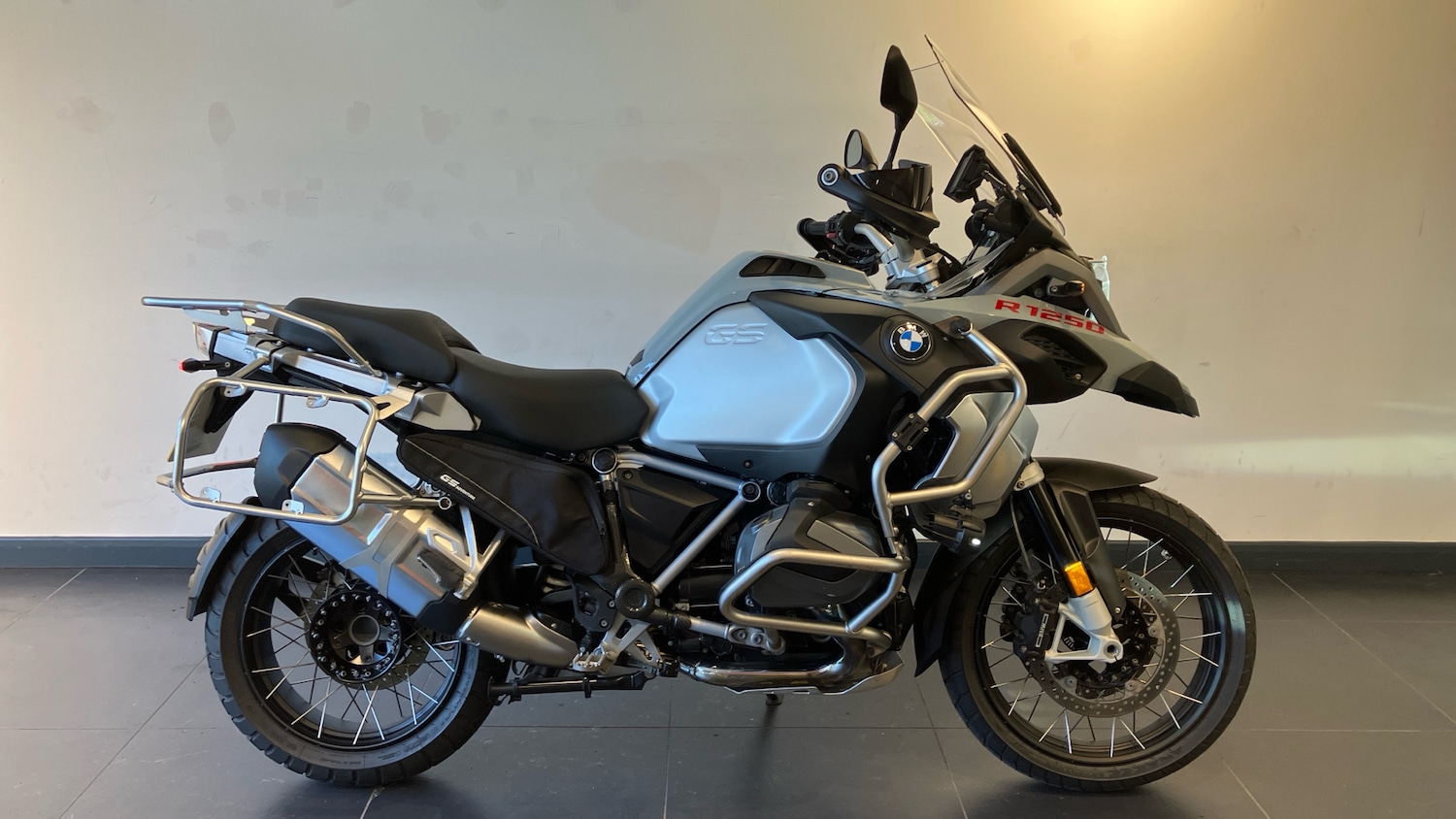 Used BMW R1250 2021 for sale - 78779398: Photo 2